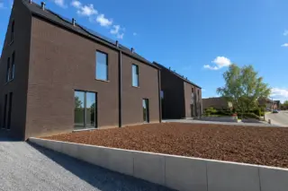Vooraanzicht huis Lindehof